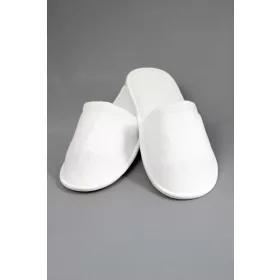 Geschlossener Hotelslipper aus Frottier